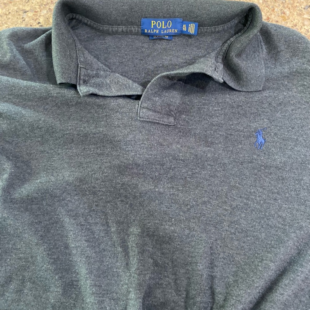 Ralph Lauren Gray Polo Shirt Classic Design